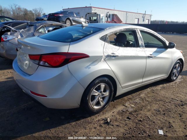 Photo 3 VIN: 5NPDH4AE0FH554372 - HYUNDAI ELANTRA 