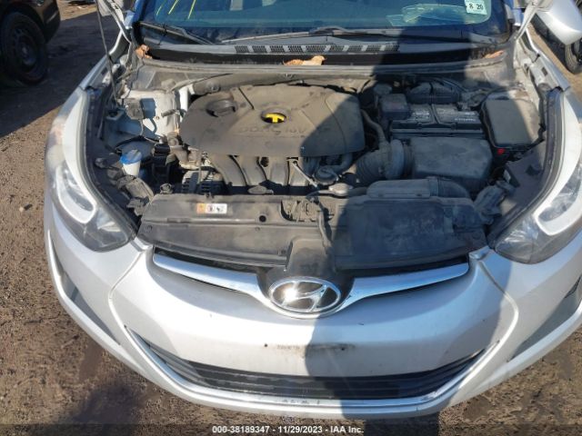 Photo 9 VIN: 5NPDH4AE0FH554372 - HYUNDAI ELANTRA 