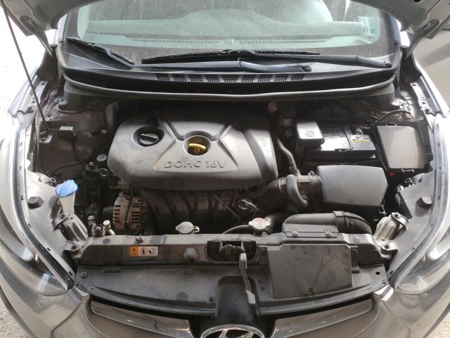 Photo 6 VIN: 5NPDH4AE0FH595469 - HYUNDAI ELANTRA SE 