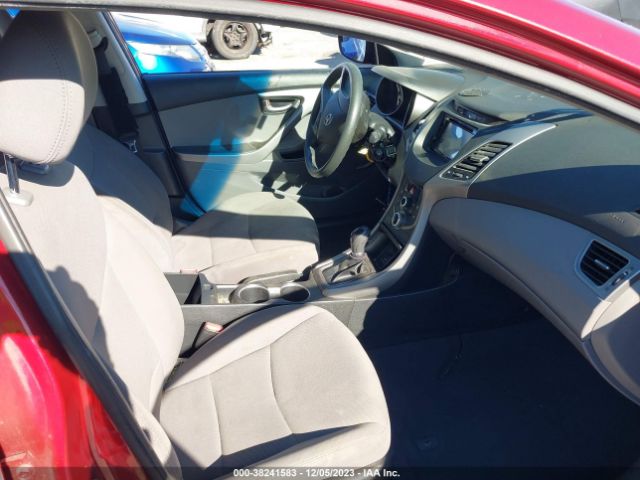 Photo 4 VIN: 5NPDH4AE0FH615896 - HYUNDAI ELANTRA 