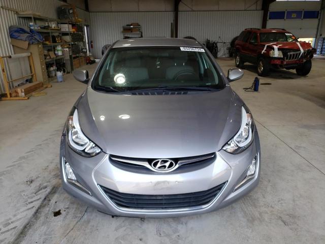 Photo 4 VIN: 5NPDH4AE0FH617681 - HYUNDAI ELANTRA SE 