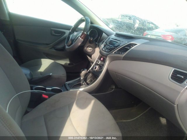 Photo 4 VIN: 5NPDH4AE0FH622928 - HYUNDAI ELANTRA 