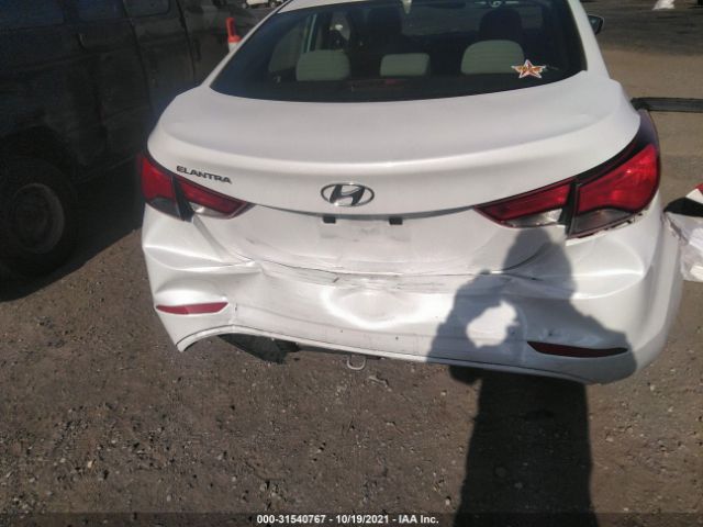 Photo 5 VIN: 5NPDH4AE0FH640264 - HYUNDAI ELANTRA 