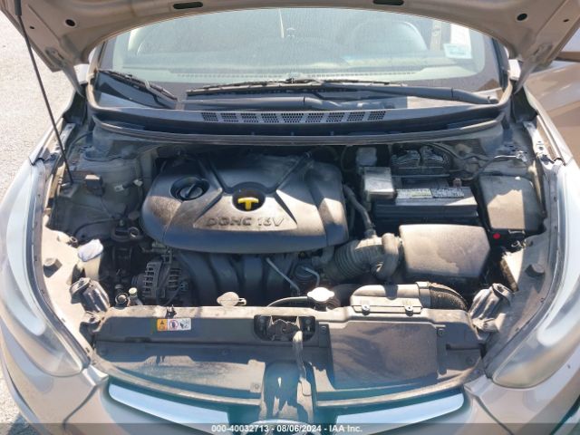 Photo 9 VIN: 5NPDH4AE0FH643231 - HYUNDAI ELANTRA 