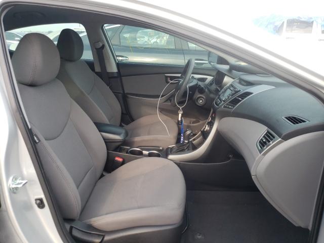 Photo 4 VIN: 5NPDH4AE0GH657356 - HYUNDAI ELANTRA SE 