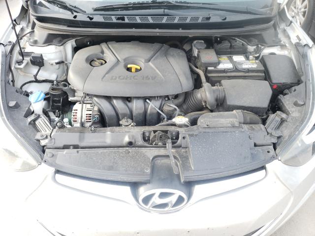 Photo 6 VIN: 5NPDH4AE0GH657356 - HYUNDAI ELANTRA SE 