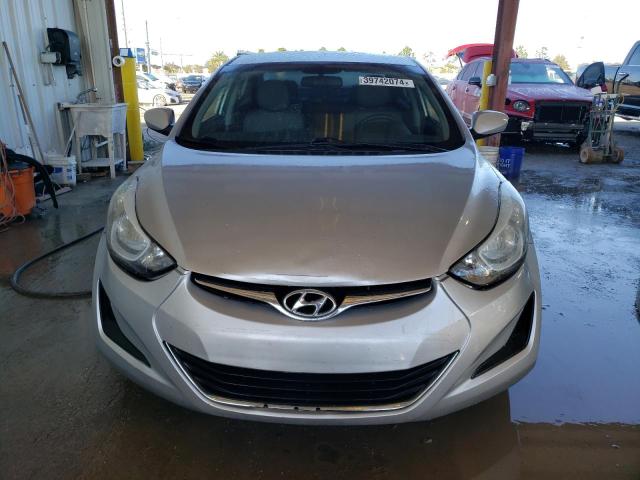 Photo 4 VIN: 5NPDH4AE0GH669720 - HYUNDAI ELANTRA 