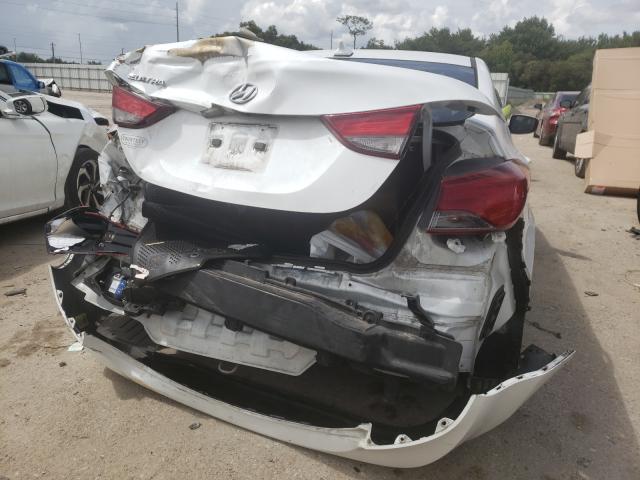 Photo 8 VIN: 5NPDH4AE0GH672553 - HYUNDAI ELANTRA SE 