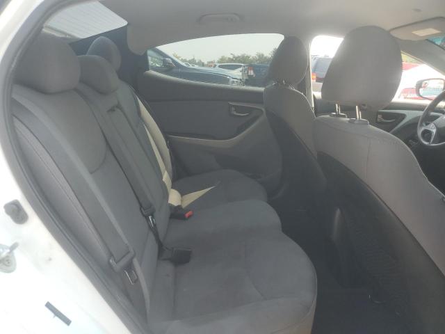 Photo 9 VIN: 5NPDH4AE0GH680135 - HYUNDAI ELANTRA SE 