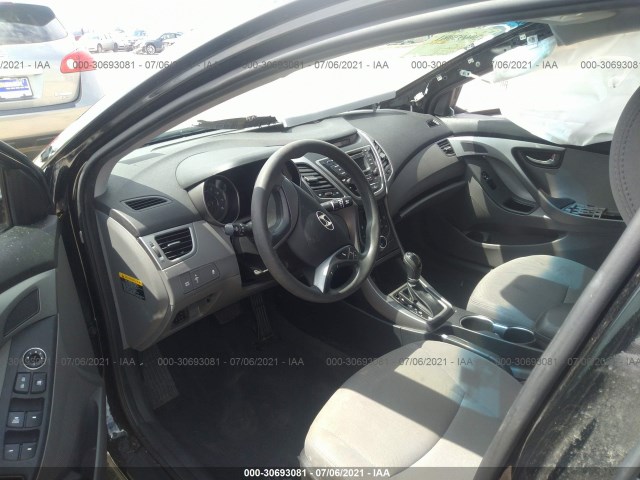 Photo 4 VIN: 5NPDH4AE0GH681379 - HYUNDAI ELANTRA 