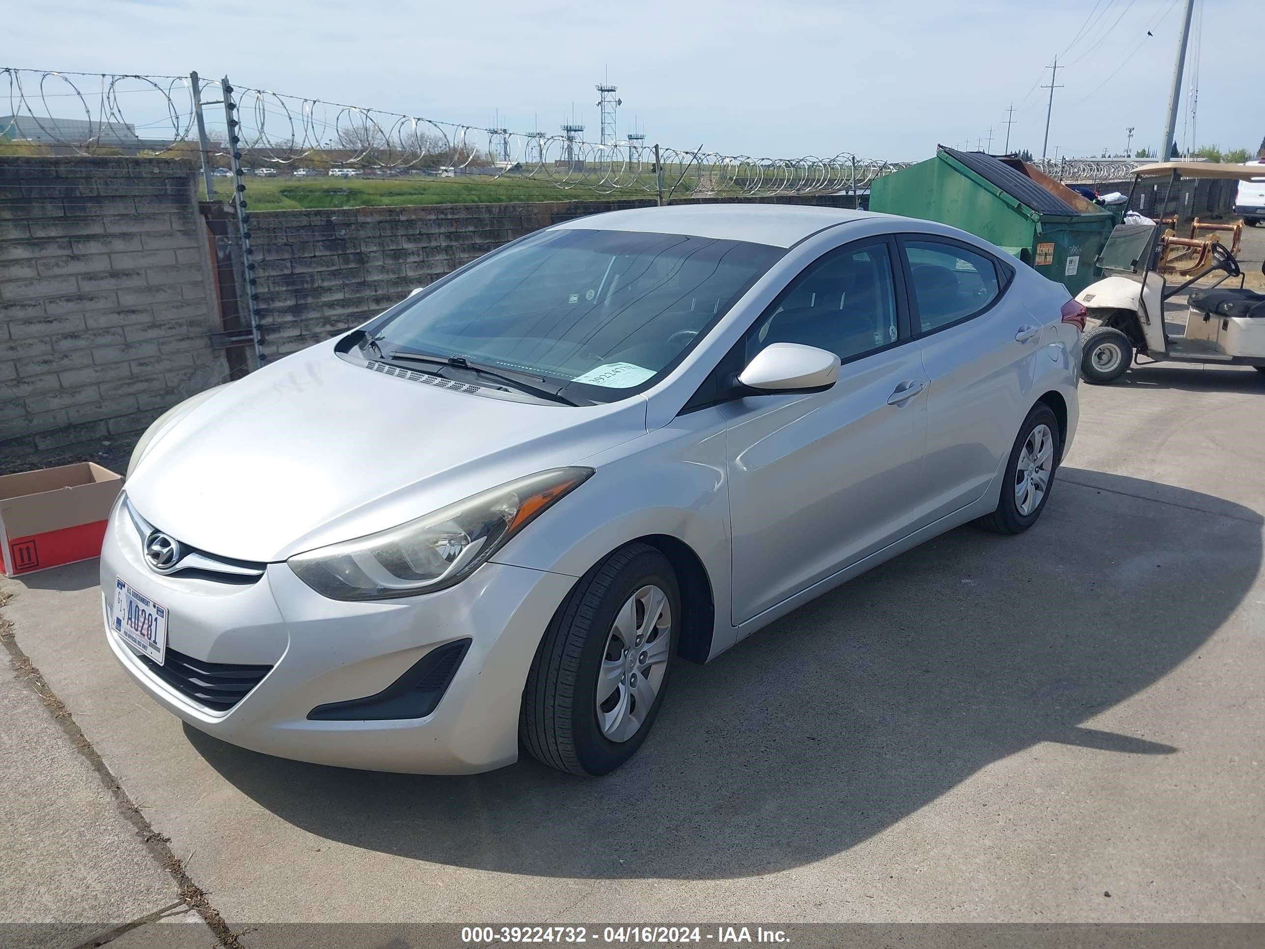 Photo 1 VIN: 5NPDH4AE0GH683004 - HYUNDAI ELANTRA 