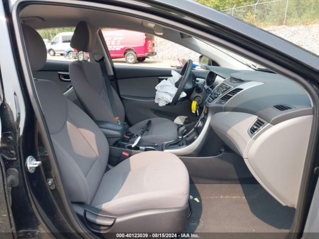 Photo 4 VIN: 5NPDH4AE0GH687716 - HYUNDAI ELANTRA 