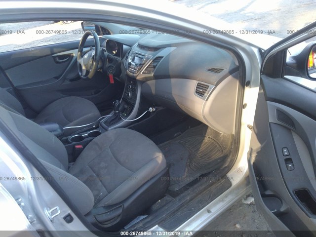 Photo 4 VIN: 5NPDH4AE0GH690969 - HYUNDAI ELANTRA 