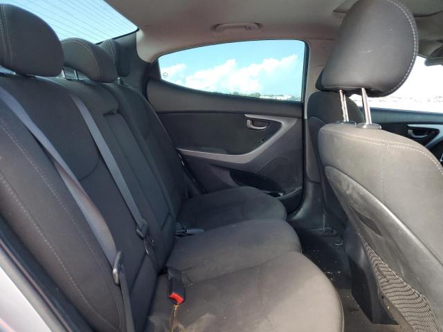 Photo 9 VIN: 5NPDH4AE0GH692169 - HYUNDAI ELANTRA SE 