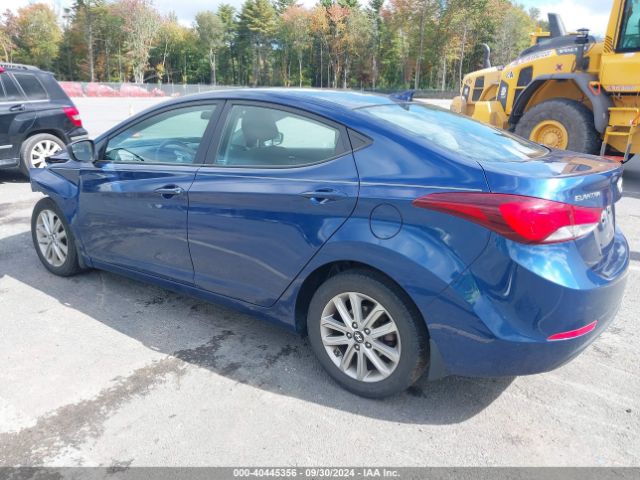 Photo 2 VIN: 5NPDH4AE0GH692432 - HYUNDAI ELANTRA 