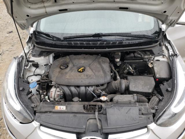 Photo 6 VIN: 5NPDH4AE0GH703414 - HYUNDAI ELANTRA SE 