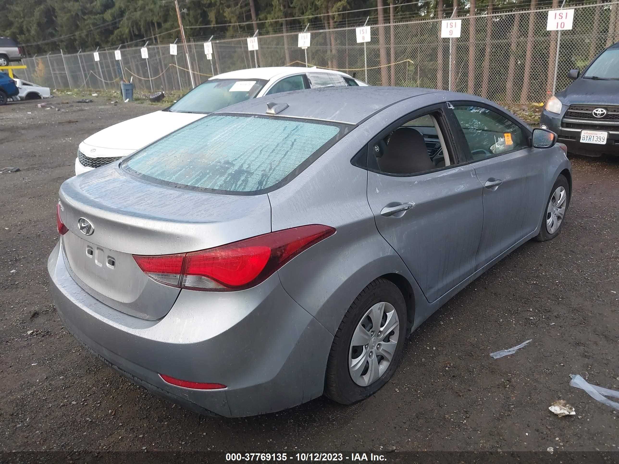 Photo 3 VIN: 5NPDH4AE0GH706524 - HYUNDAI ELANTRA 