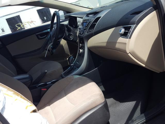 Photo 4 VIN: 5NPDH4AE0GH708001 - HYUNDAI ELANTRA SE 