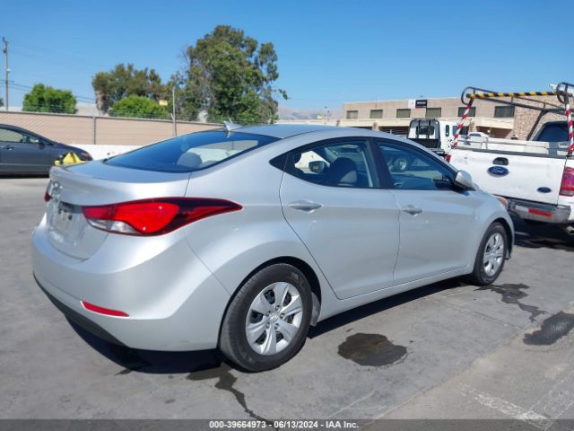 Photo 3 VIN: 5NPDH4AE0GH708841 - HYUNDAI ELANTRA 