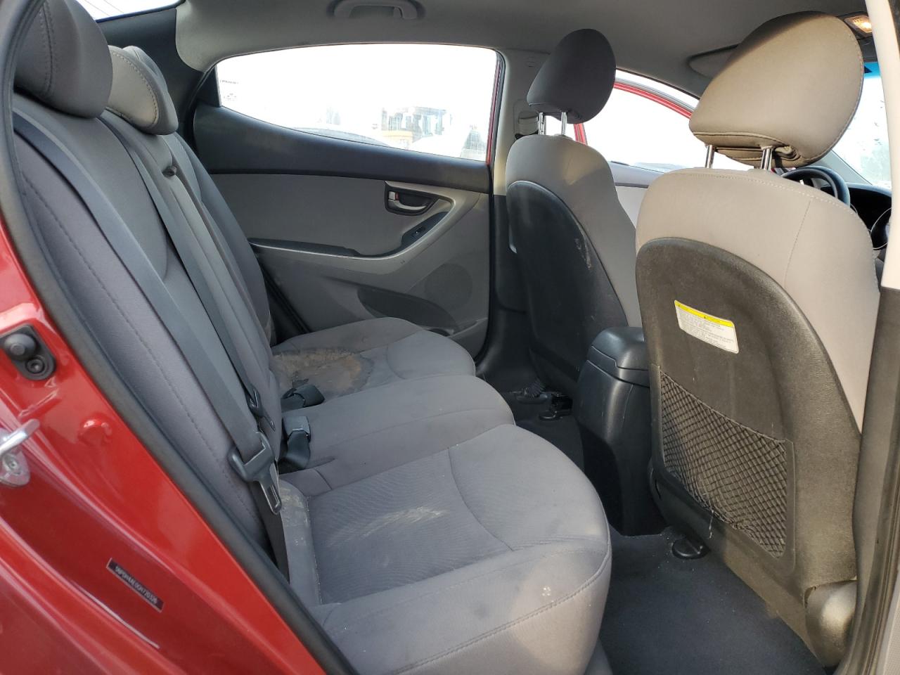 Photo 9 VIN: 5NPDH4AE0GH720326 - HYUNDAI ELANTRA 