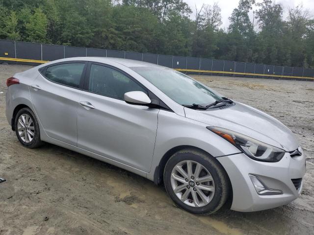 Photo 3 VIN: 5NPDH4AE0GH722495 - HYUNDAI ELANTRA SE 