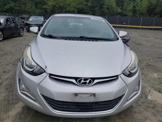 Photo 4 VIN: 5NPDH4AE0GH722495 - HYUNDAI ELANTRA SE 