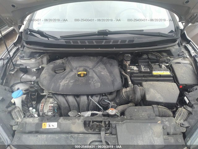 Photo 9 VIN: 5NPDH4AE0GH733948 - HYUNDAI ELANTRA 