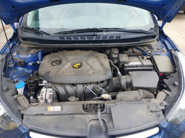 Photo 6 VIN: 5NPDH4AE0GH738812 - HYUNDAI ELANTRA SE 