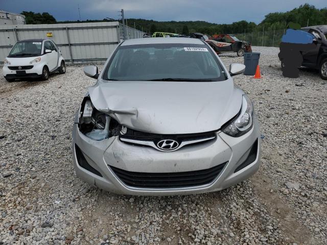 Photo 4 VIN: 5NPDH4AE0GH745453 - HYUNDAI ELANTRA SE 