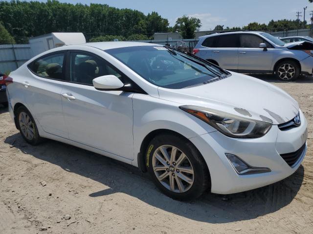 Photo 3 VIN: 5NPDH4AE0GH747574 - HYUNDAI ELANTRA SE 