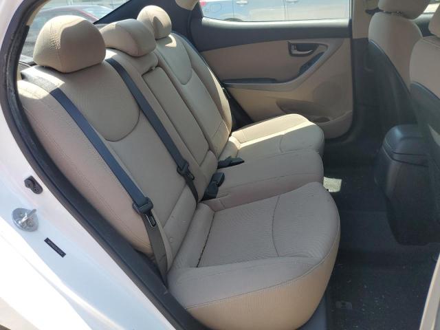 Photo 9 VIN: 5NPDH4AE0GH747574 - HYUNDAI ELANTRA SE 