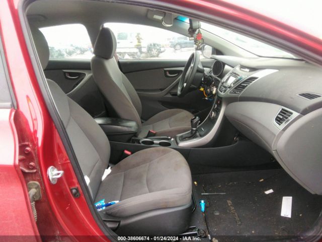 Photo 4 VIN: 5NPDH4AE0GH749700 - HYUNDAI ELANTRA 