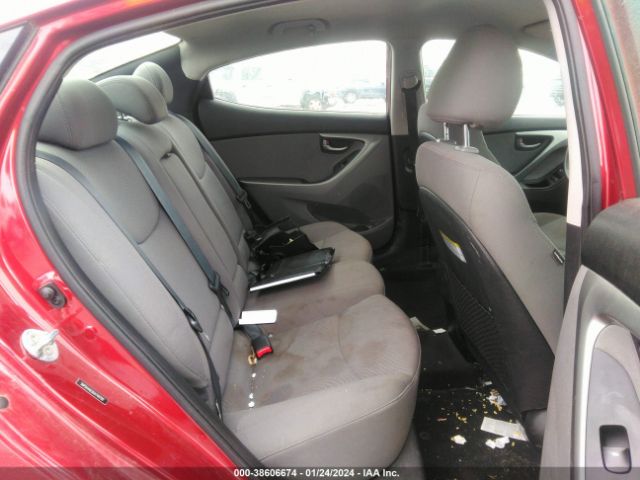 Photo 7 VIN: 5NPDH4AE0GH749700 - HYUNDAI ELANTRA 