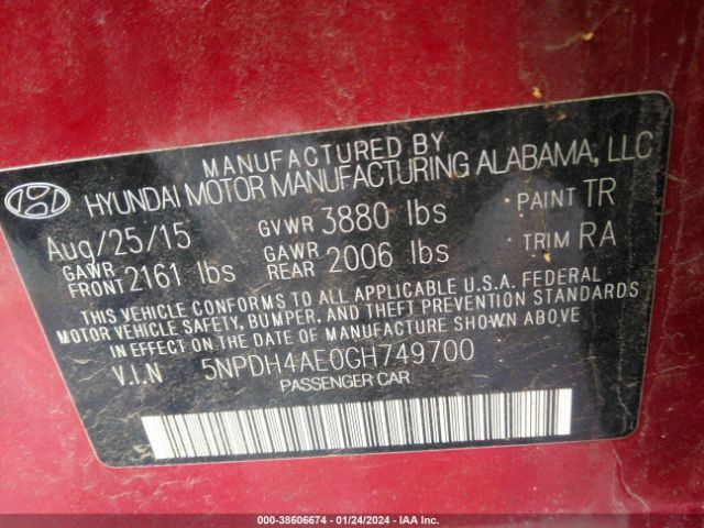 Photo 8 VIN: 5NPDH4AE0GH749700 - HYUNDAI ELANTRA 