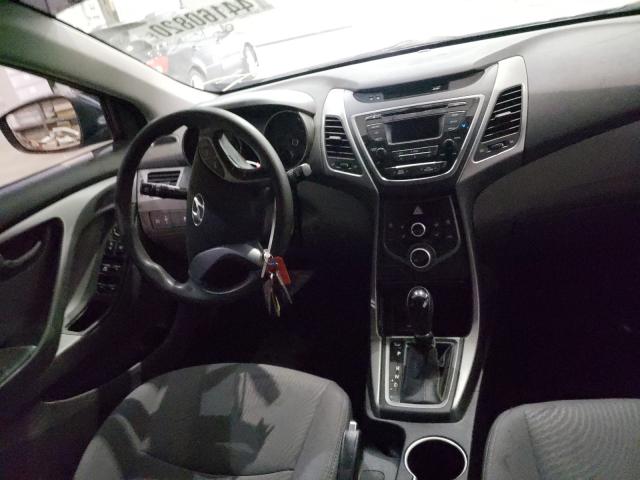 Photo 8 VIN: 5NPDH4AE0GH758820 - HYUNDAI ELANTRA SE 