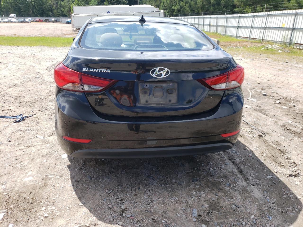 Photo 5 VIN: 5NPDH4AE0GH763029 - HYUNDAI ELANTRA 