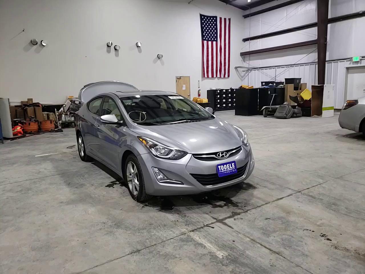 Photo 10 VIN: 5NPDH4AE0GH763497 - HYUNDAI ELANTRA SE 