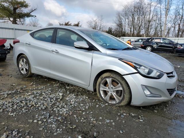 Photo 3 VIN: 5NPDH4AE0GH768117 - HYUNDAI ELANTRA SE 