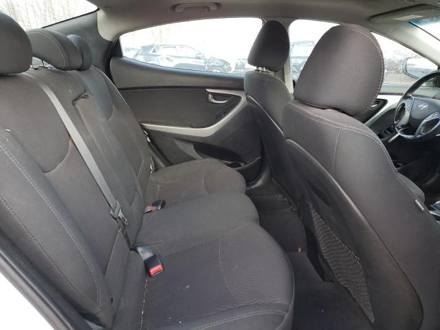 Photo 9 VIN: 5NPDH4AE0GH768117 - HYUNDAI ELANTRA SE 