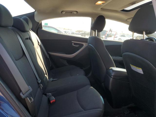 Photo 9 VIN: 5NPDH4AE0GH769672 - HYUNDAI ELANTRA SE 