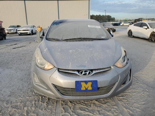 Photo 4 VIN: 5NPDH4AE0GH776105 - HYUNDAI ELANTRA SE 