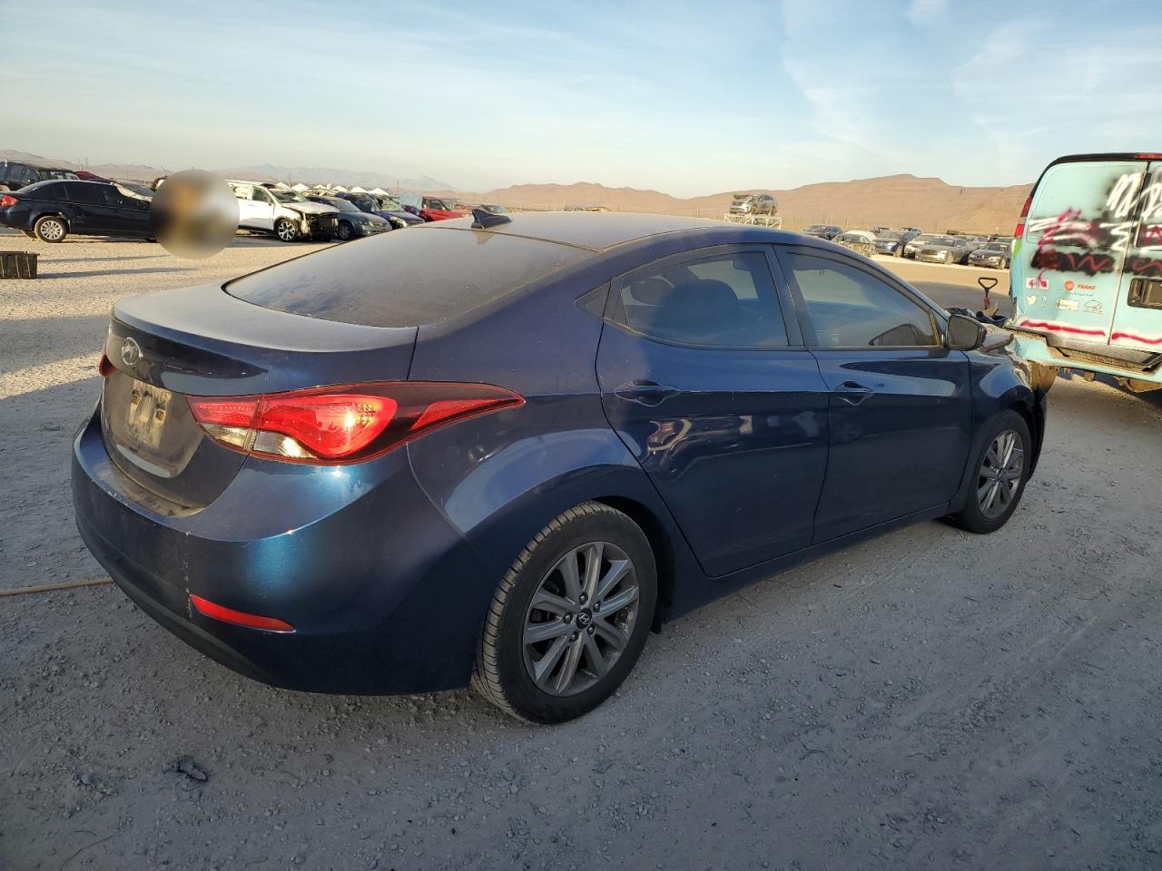 Photo 2 VIN: 5NPDH4AE0GH778257 - HYUNDAI ELANTRA 