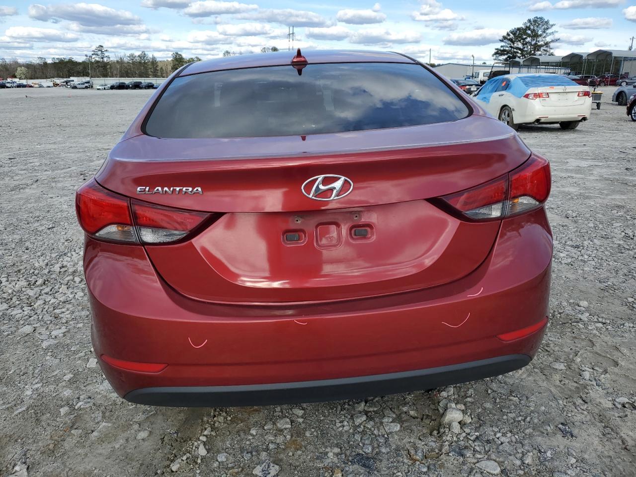 Photo 5 VIN: 5NPDH4AE0GH779411 - HYUNDAI ELANTRA 