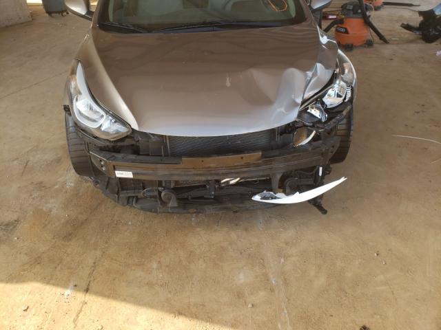 Photo 8 VIN: 5NPDH4AE0GH785208 - HYUNDAI ELANTRA SE 