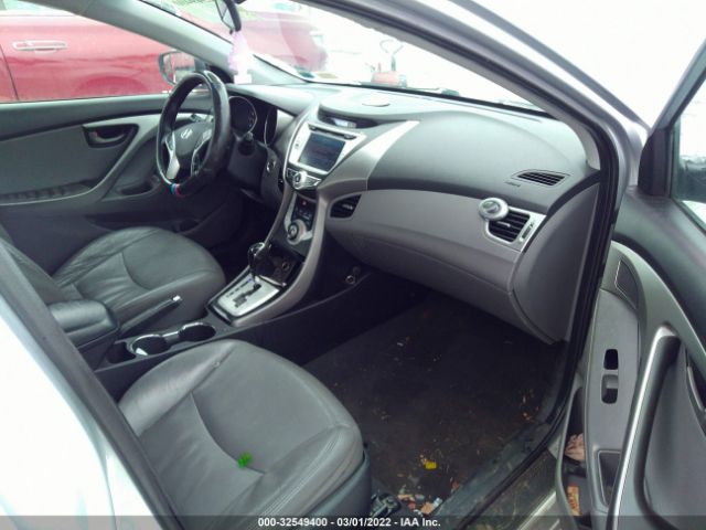 Photo 4 VIN: 5NPDH4AE1BH000493 - HYUNDAI ELANTRA 