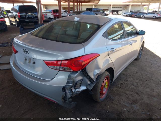 Photo 3 VIN: 5NPDH4AE1BH011039 - HYUNDAI ELANTRA 