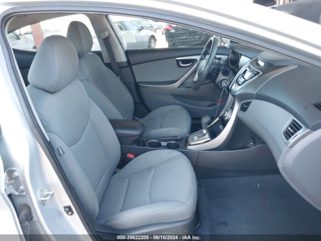 Photo 4 VIN: 5NPDH4AE1BH011039 - HYUNDAI ELANTRA 