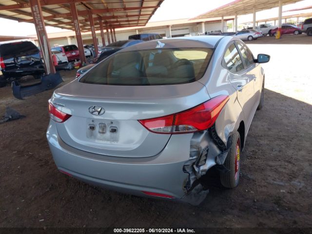 Photo 5 VIN: 5NPDH4AE1BH011039 - HYUNDAI ELANTRA 