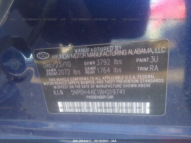 Photo 8 VIN: 5NPDH4AE1BH019741 - HYUNDAI ELANTRA 