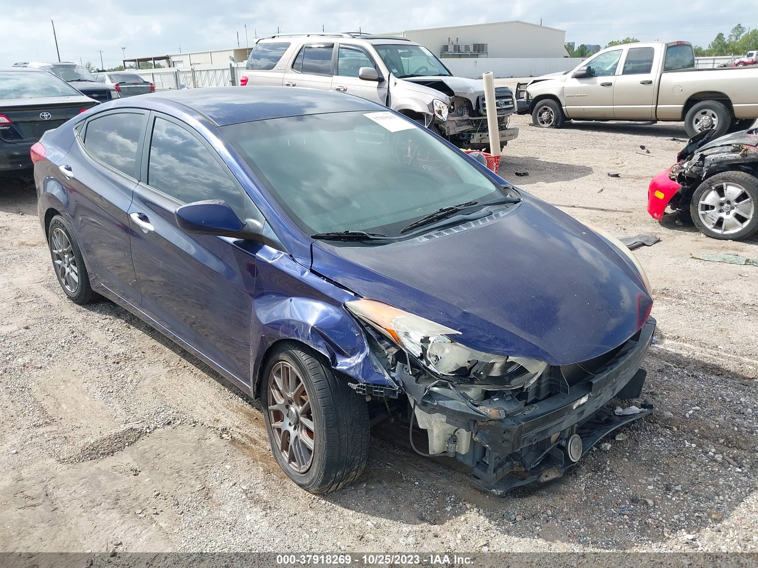 Photo 0 VIN: 5NPDH4AE1BH022106 - HYUNDAI ELANTRA 